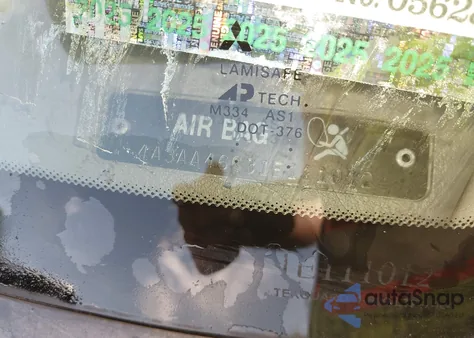 2001 Mitsubishi Galant Es z USA, uszkodzony, nr VIN 4A3AA46G31E111012